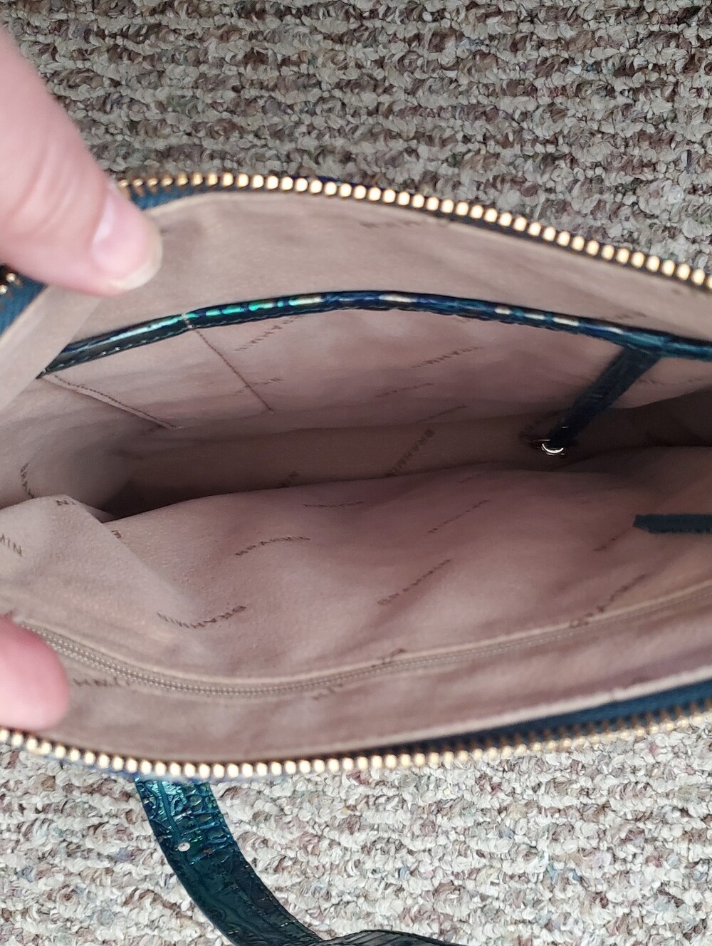 NWOT Brahmin Katie Dragon Crossbody - Picture 2 of 6